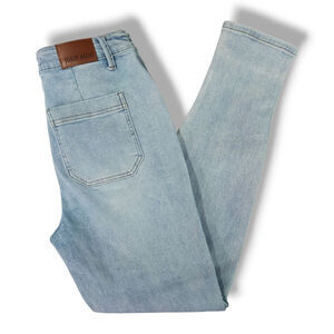 Judy Blue Jogger Jeans Drawstring Waist Utility Patch Pockets Light Wash 9/29